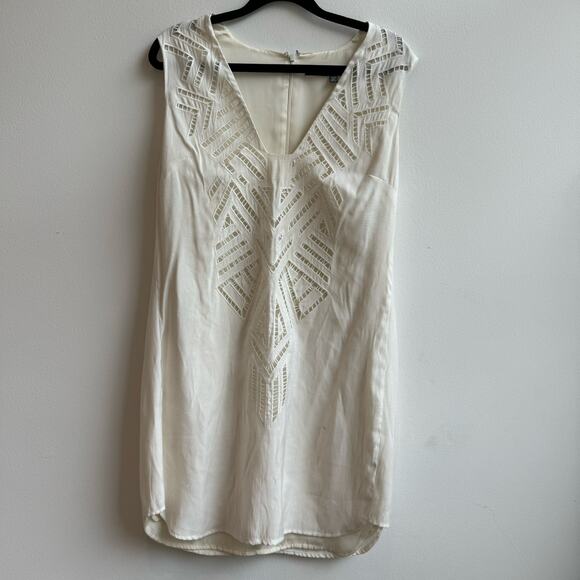 Twelfth Street by Cynthia Vincent Cutout Embroidered Shift Dress - Medium - Picture 2 of 10